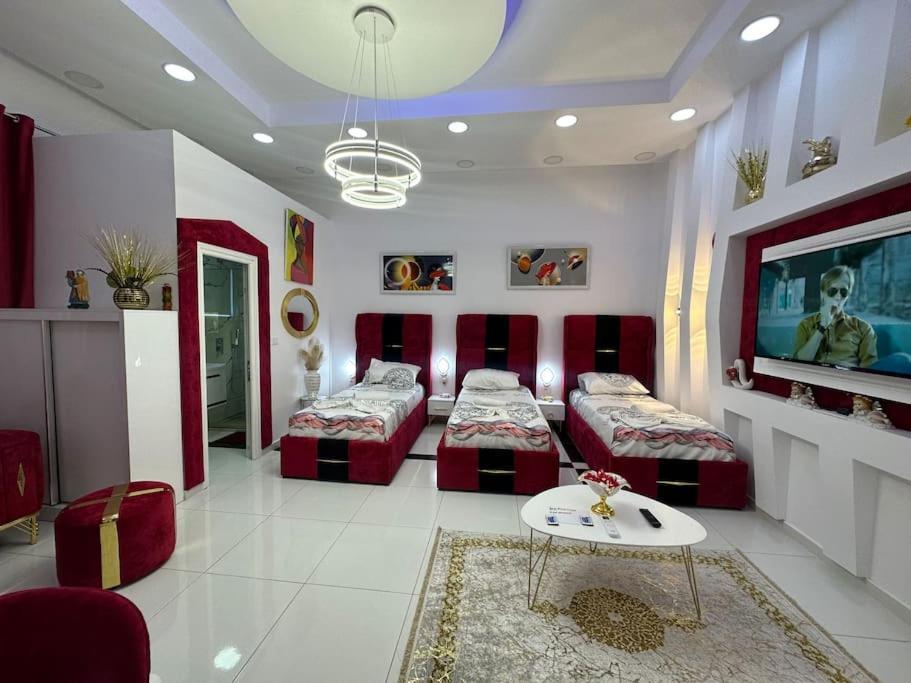 Апартаменты Studio Near Tirana Airport 2- Self Check-In Free Parking Valias Экстерьер фото